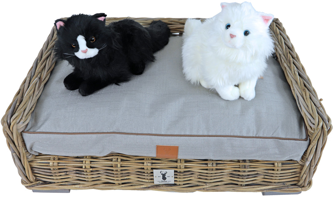 AnimalstoreXL Ligkussen Highland Grey 70x50cm