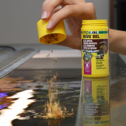 AnimalstoreXL Pronovo Bel Flakes M 5,5L